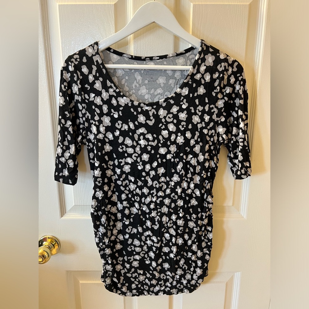 a:glow Maternity Top